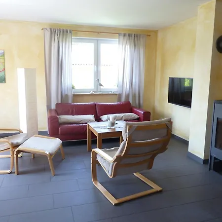 Fewo Alt 3 Mit Terrasse Und Garten